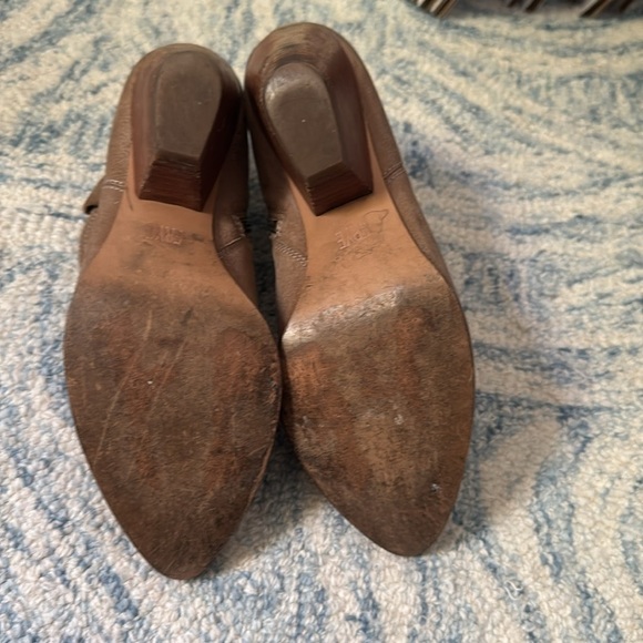 Frye Reina Leather Short Ankle Cuban Heeled Tan Boot Women's 8M Ash - Picture 5 of 6